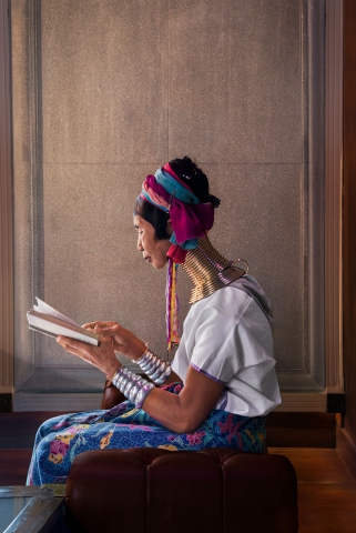 Steve McCurry  "Leggere"